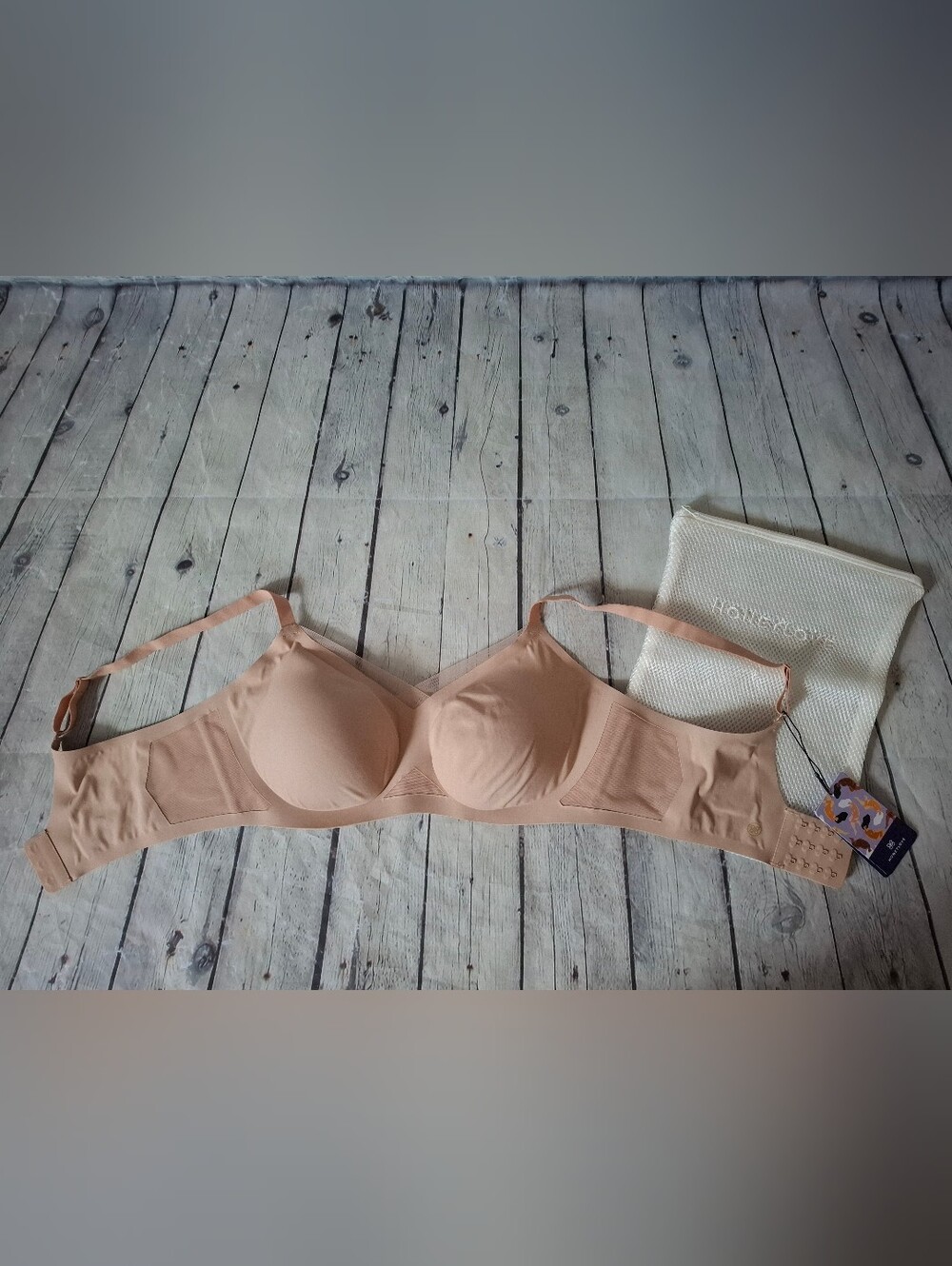 NWT Honeylove Crossover Wireless Bra - XL (38D/DD/E)